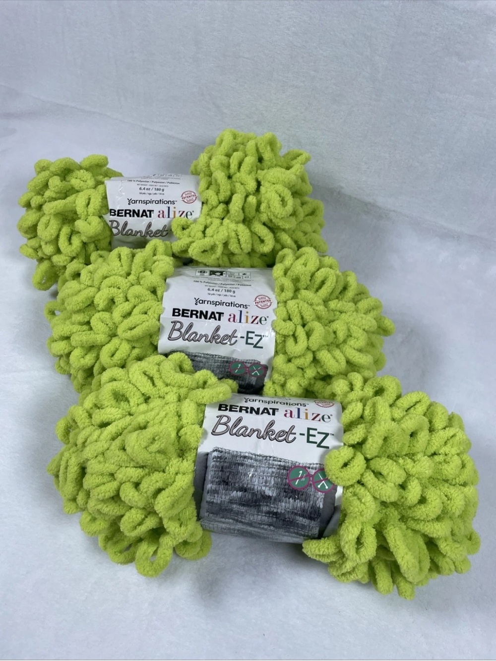 LOT OF 3 Skeins Bernat Alize Blanket EZ Yarn Finger Knit GREEN MACHINE - 18 Yds